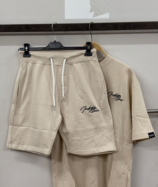 Ensemble Short