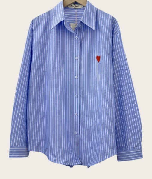 Chemises bleues coeur