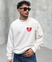 KZR Pull Coeur Brodé