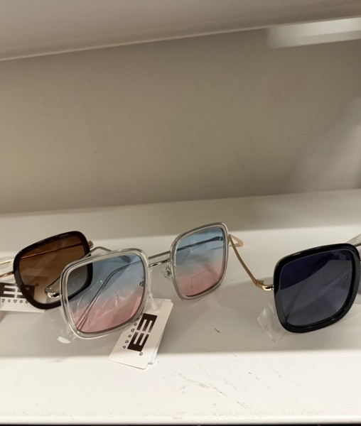 LUnettes Inspi John Dalia